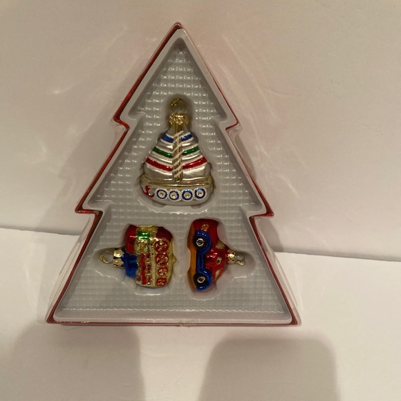 Christmas Street Hand Crafted European Style Glass Ornaments - Picture 3 of 7